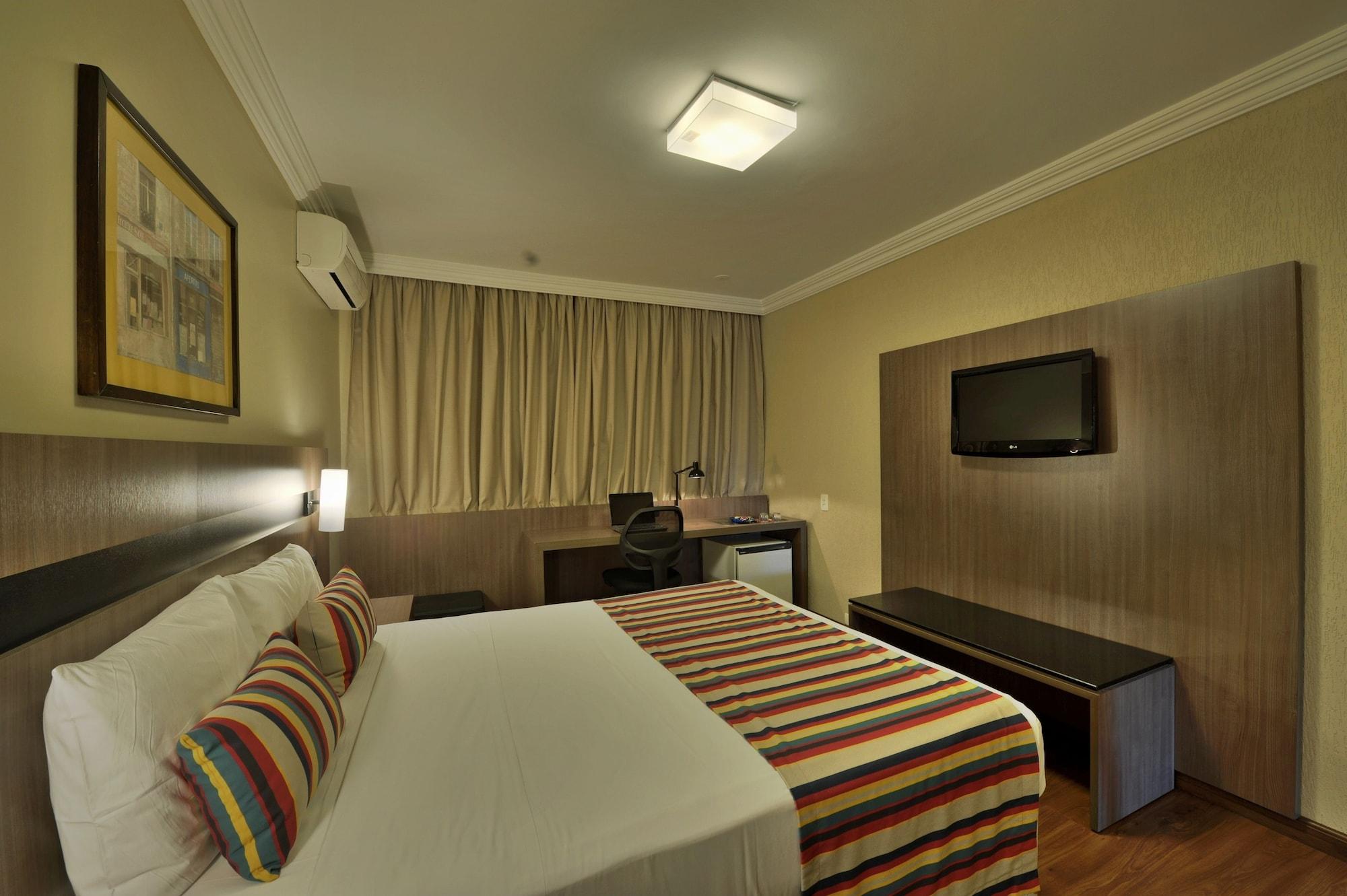 Hotel Deville Express Cascavel กัสกาเวล ภายนอก รูปภาพ