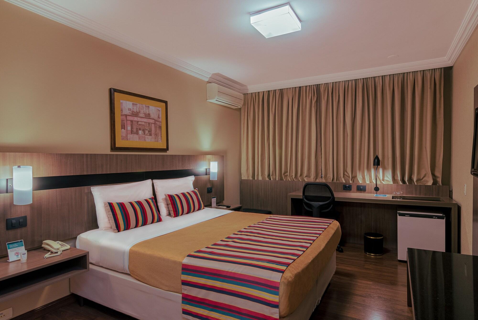Hotel Deville Express Cascavel กัสกาเวล ภายนอก รูปภาพ