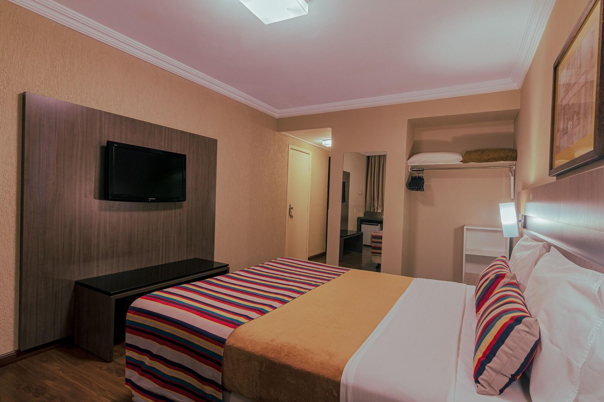 Hotel Deville Express Cascavel กัสกาเวล ภายนอก รูปภาพ