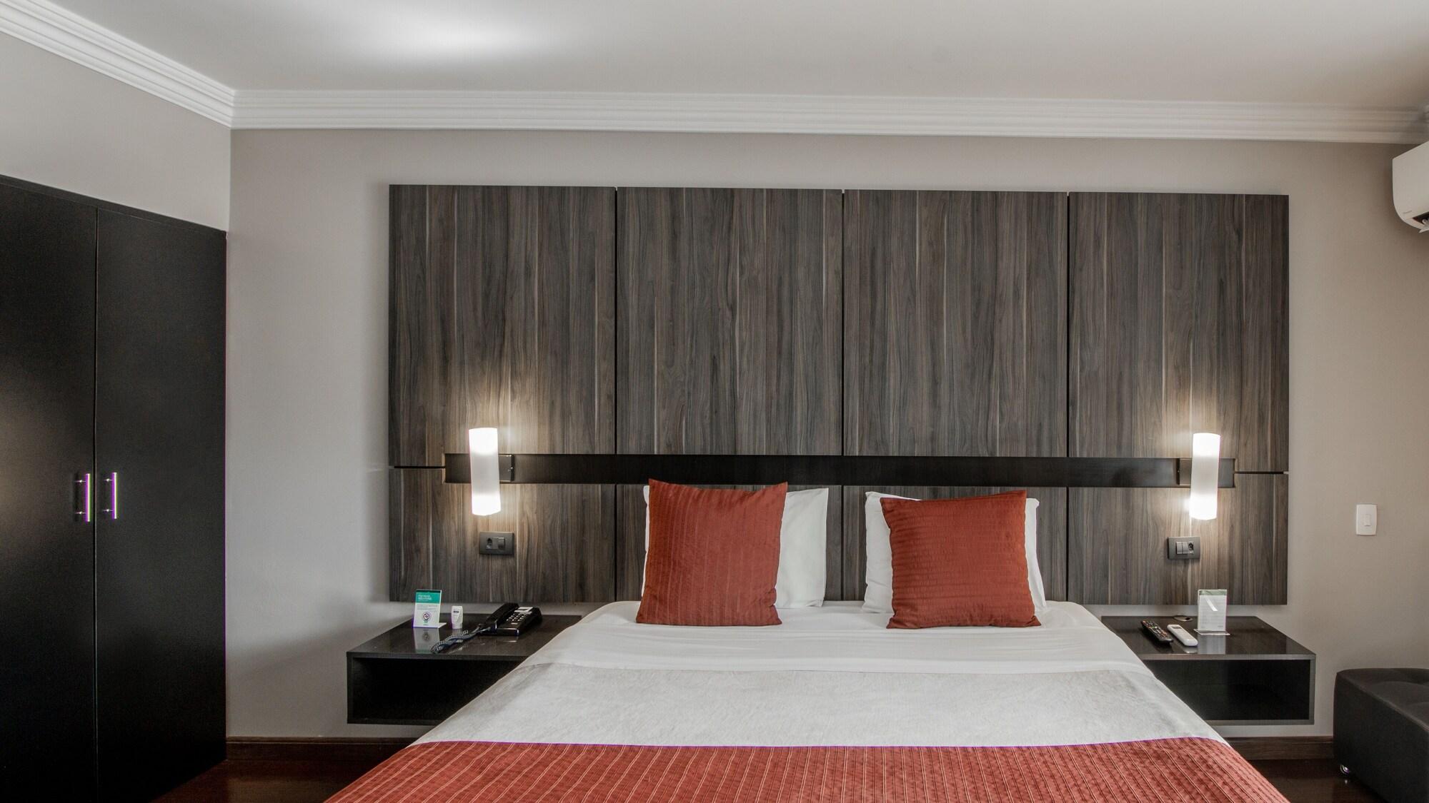 Hotel Deville Express Cascavel กัสกาเวล ภายนอก รูปภาพ
