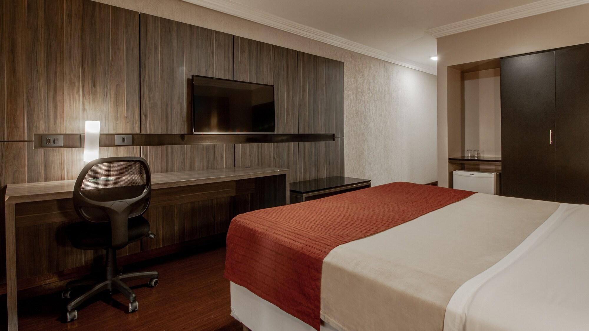 Hotel Deville Express Cascavel กัสกาเวล ภายนอก รูปภาพ