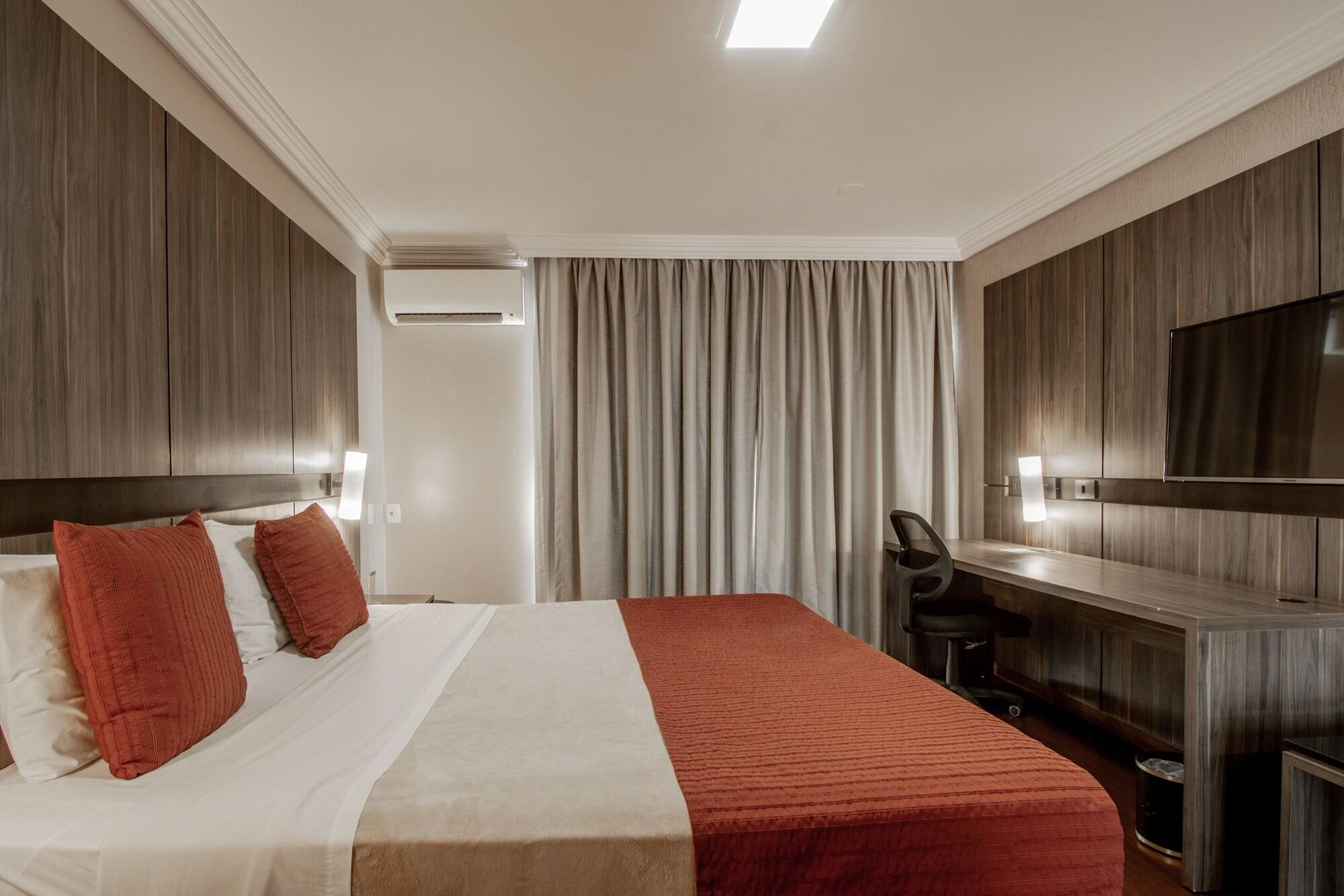 Hotel Deville Express Cascavel ภายนอก รูปภาพ
