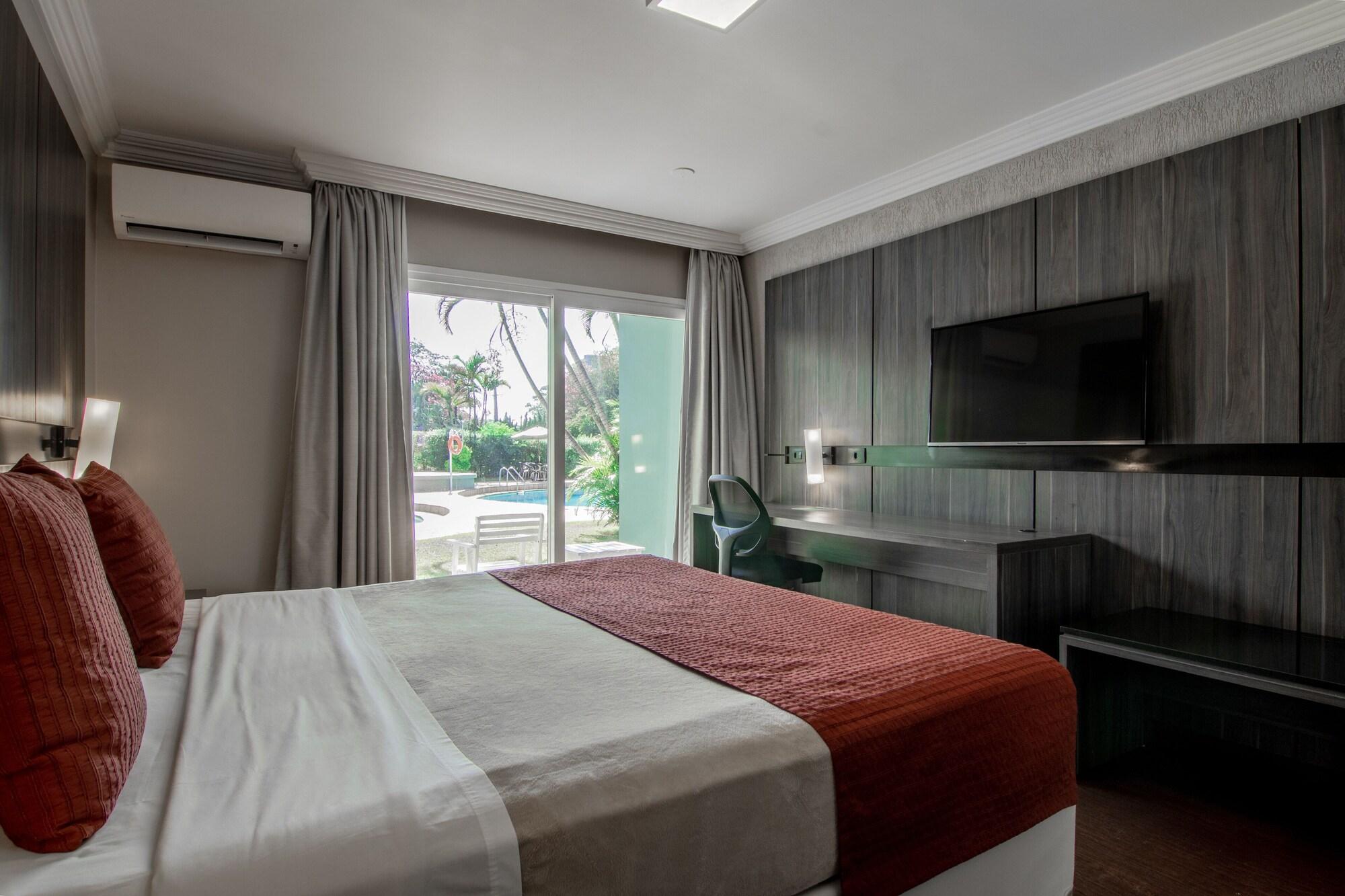 Hotel Deville Express Cascavel กัสกาเวล ภายนอก รูปภาพ