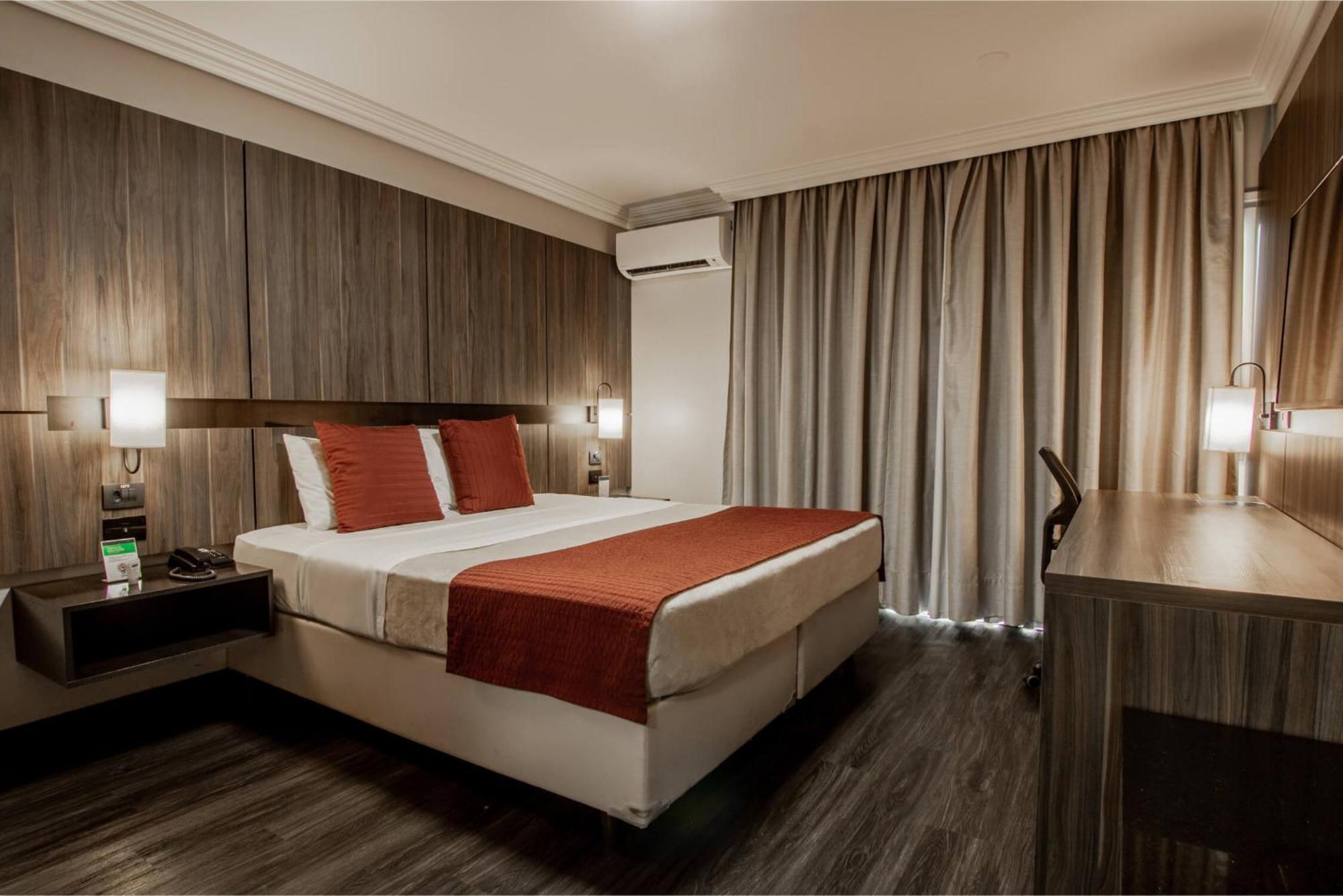 Hotel Deville Express Cascavel กัสกาเวล ภายนอก รูปภาพ