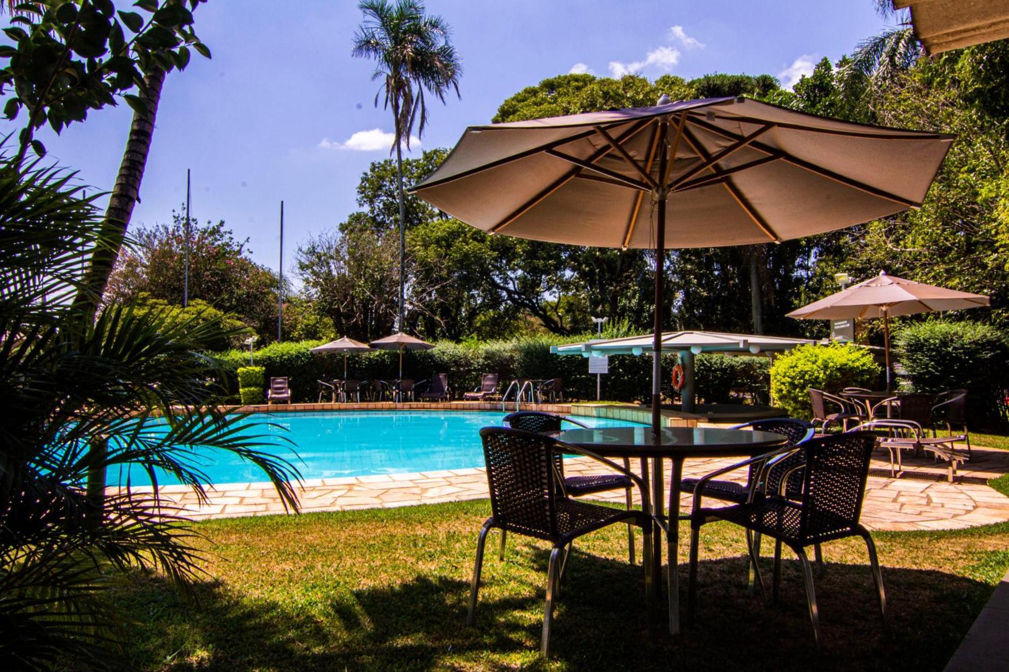 Hotel Deville Express Cascavel กัสกาเวล ภายนอก รูปภาพ
